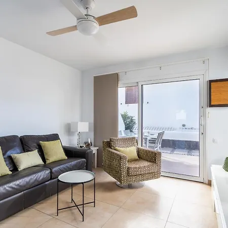 Apartment Bonito Con Piscina Junto A La Playa