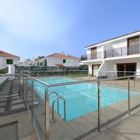 Bonito Con Piscina Junto A La Playa Apartment