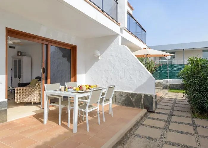 Bonito Con Piscina Junto A La Playa شقة